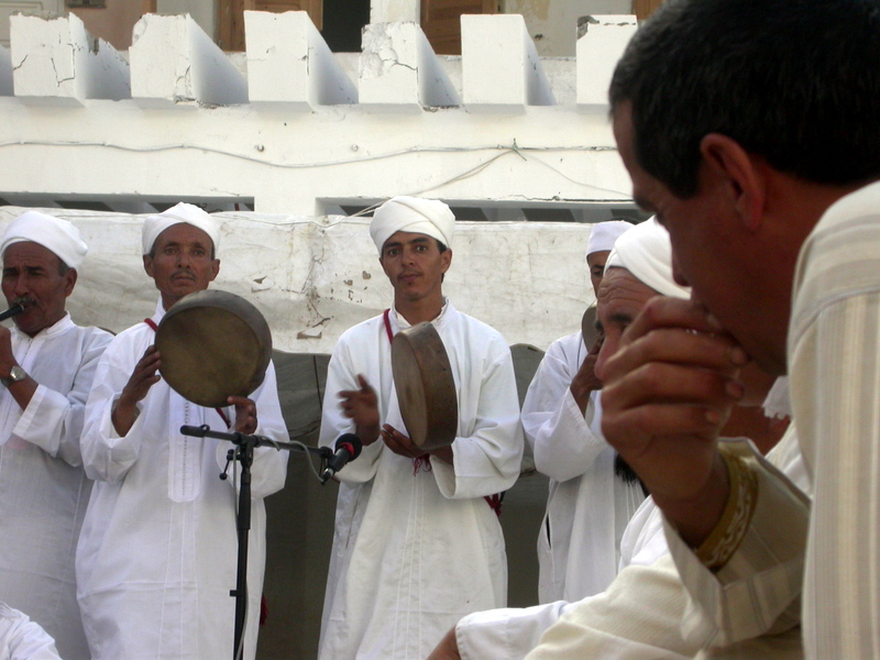 abiti tradizionali gnaoua Essaouira Marocco